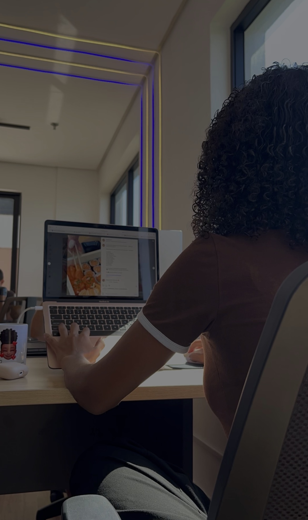 Vou Editar seus vídeos e Planejar seus conteúdos